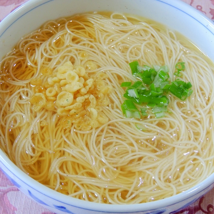 ラーメン そうめん 乾麺の素麺で中華そば風そうめん レシピ 作り方 By やまさ 楽天レシピ